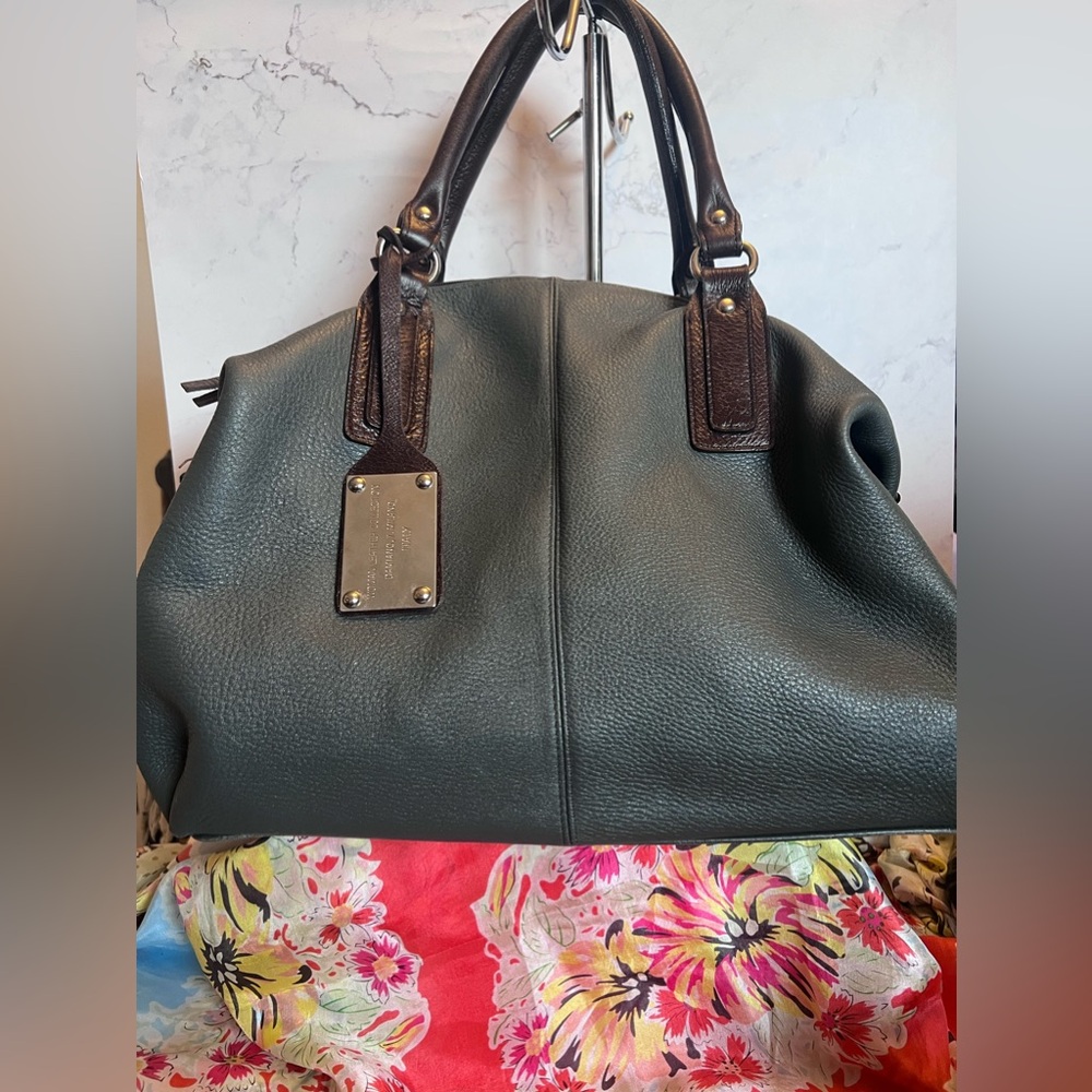 TOTO Italian Leather Tote/Satchel